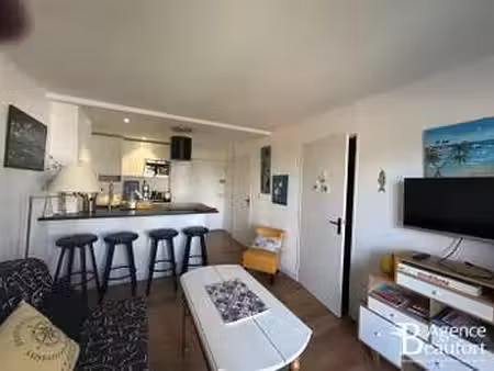 vente appartement 3 pièces à saint-gilles-croix-de-vie (85800) : à vendre 3 pièces / 42m² 