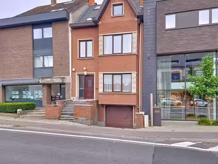 a rafraichir - maison de 160m² avec 4 chambres + bureau - te
