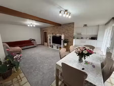 appartement rez-de-chaussée de 2 chambres avec garage