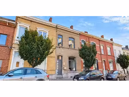 maison à vendre à la louvière pour € 205.000 avec 2 chambres à coucher