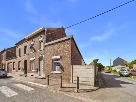 maison 3 chambres avec grand garage et jardin