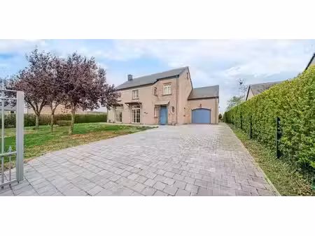 maison à vendre à grandhan pour € 420.000 avec 3 chambres à coucher