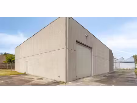 bâtiment d’entreprise à louer à zwevegem pour € 1.950