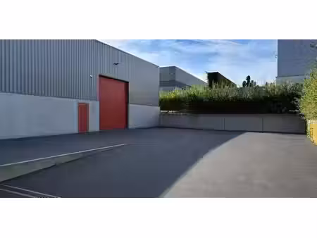 entrepôt à louer à dadizele pour € 1.450