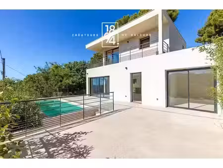 vente maison 5 pièces 155 m² à cassis (13260)  1 590 000 €