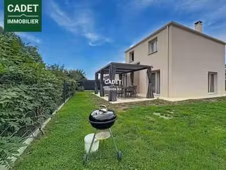 vente maison à la lucerne-d'outremer (50320) : à vendre / 98m² la lucerne-d'outremer