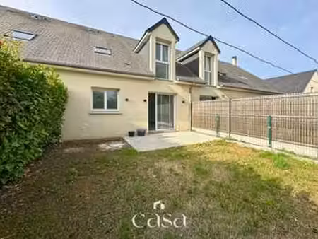 location maison à bourguébus (14540) : à louer / 82m² bourguébus