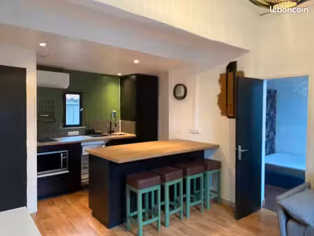 appartement meublé 2 pièces - centre historique - 32 m² - location de septembre à juin
