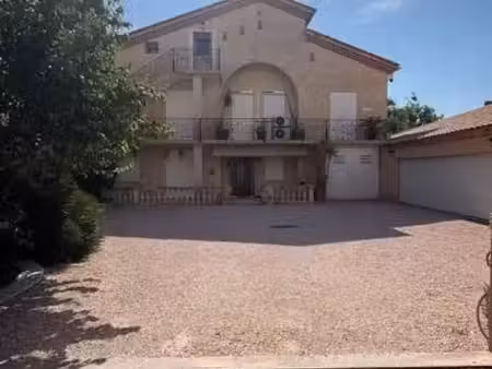 maison 313 m² miramas