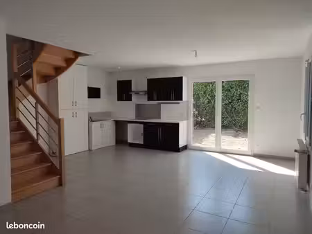 maison t3 bis - 75 m2