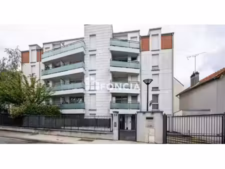 appartement en centre-ville avec balcon de 4m2 orienté sud-ouest