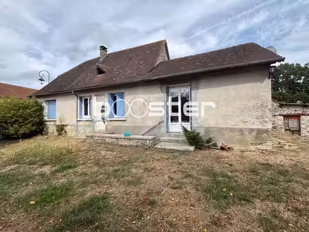 maison de campagne avec dépendances sur 1900 m² de terrain au cœur du chalard