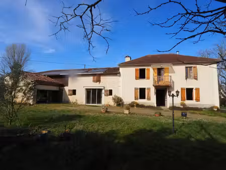 viager occupe: maison avec dépendances sur 5800 m2