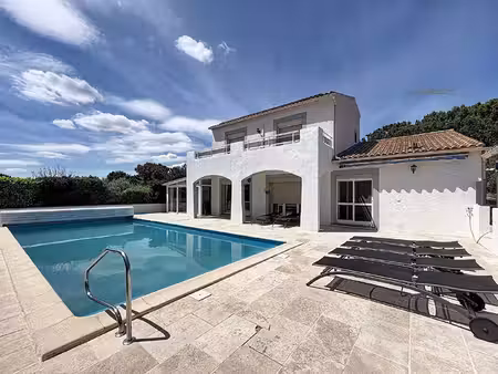 maison familiale à orgon de 148m2 avec piscine