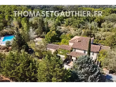 velleron domaine de 1 3 ha avec maison principale  4 gîtes et 2 piscines