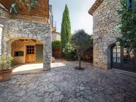 maison de village