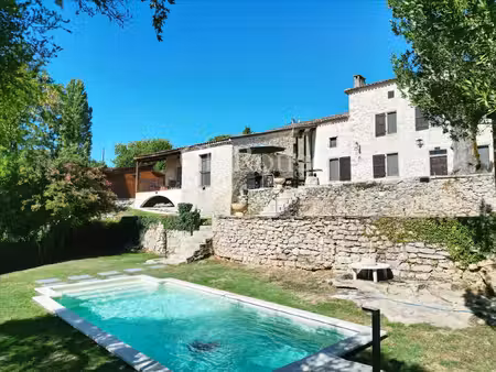 proche de monségur - propriété de caractère en position privée  avec 4 chambres et...