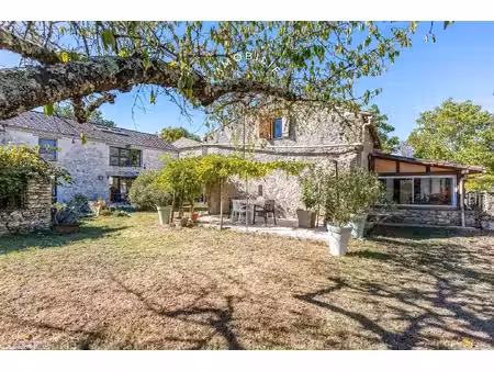 maison en pierre avec gîte et terrain constructible  proche villeréal