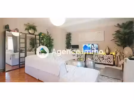 maison avec terrasse thônes (74)