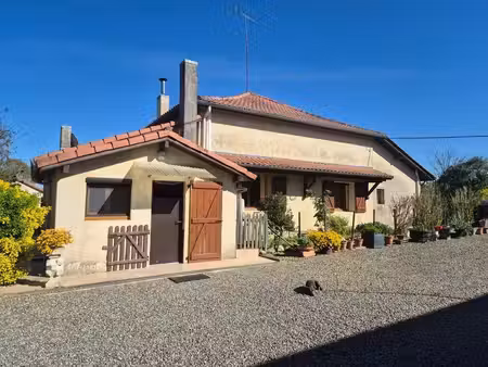 baisse de prix - maison de 170m2 avec dépendances  plusieurs hangars et box à chevaux