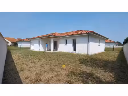 villa neuve  108 m2   4 chambres peyrehorade