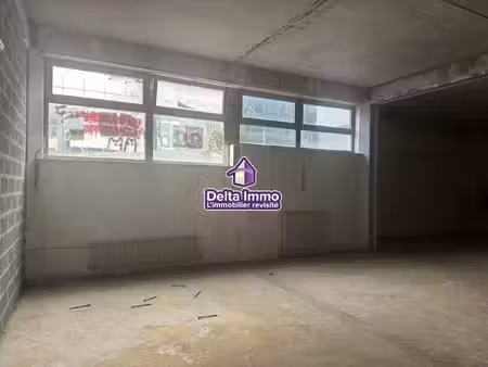 herouville-saint-clair - local commercial de 150 m² env. à lou