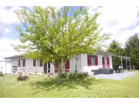 maison à vendre vic-fezensac 5 pièce(s) 116m2 199 000€