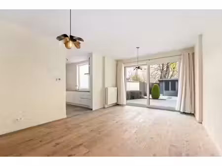appartement avec grande terrasse à saint-gilles