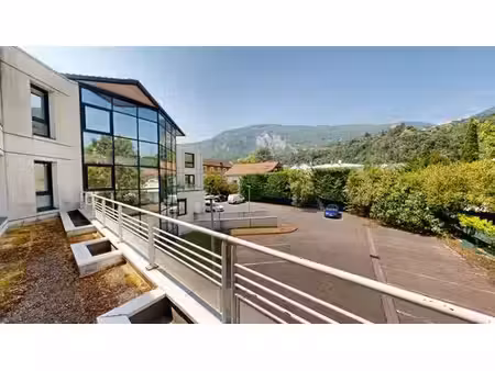 prestigieux bureau de 298 m2 en location - corenc  auvergne-rhône-alpes