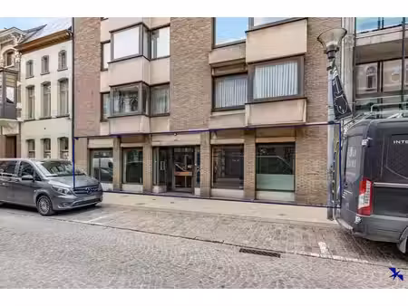 immeuble commercial idéalement situé au cœur de lokeren