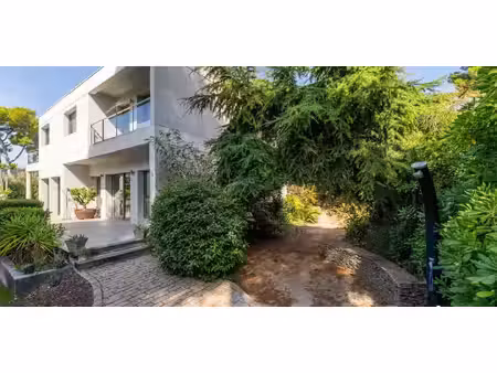 maison avec piscine et jardin est reganat destral - carry-le-rouet (13)