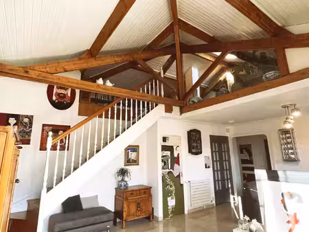 maison individuelle atypique – beaux volumes – terrain 777 m