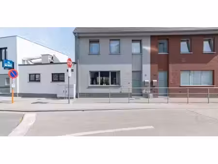 maison à louer à ruiselede pour € 930 avec 4 chambres à coucher