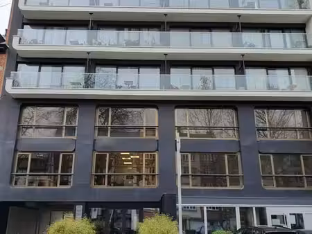 uccle : bureaux de standing de +/- 150 m²