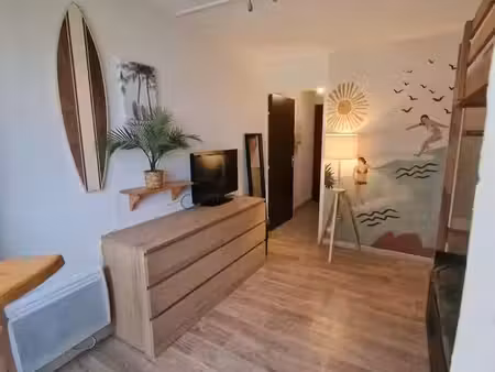 à louer à l’année – studio meublé 20 m² – seignosse le penon