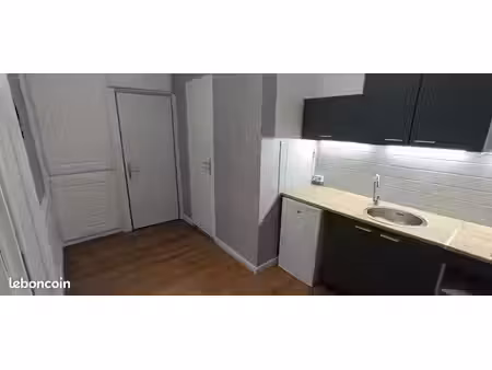 location studio 18m² - rue du docteur denis - toul