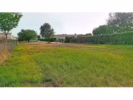 vente terrain 578 m² à cozes (17120)  72 250 €