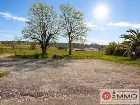 vente terrain 654 m² à lussant (17430)  76 300 €