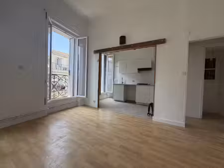 marseille 2e la joliette | t3 rénové 64 m² – 4e ét. – cave