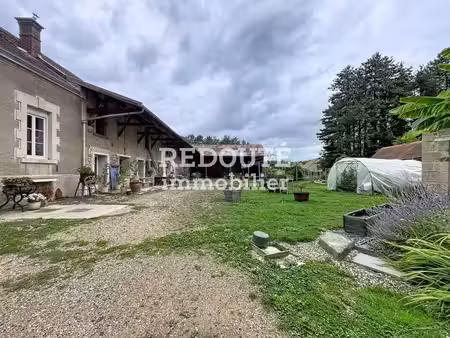 corps de ferme  maison 3 ch  terrain 3500 m2  boxs chevaux