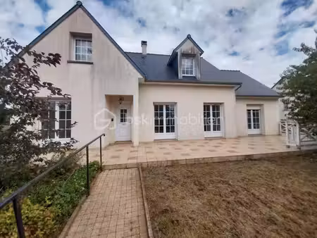 maison de 158m² à seulement 5 minutes de passais-villages  10 minutes de gorron et 20 minu