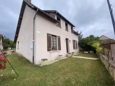 maison de 167 m2 avec grand jardin