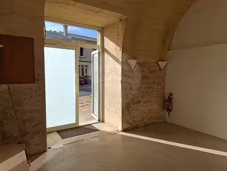 local commercial à louer