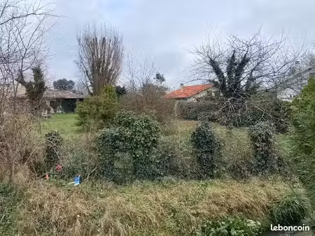 vente terrain 714 m² à saint-caprais-de-bordeaux (33880)  150 000 €