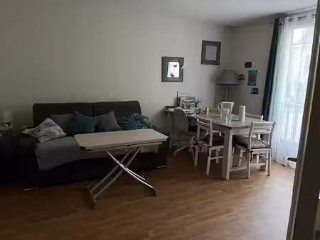 deux pièces bien situé