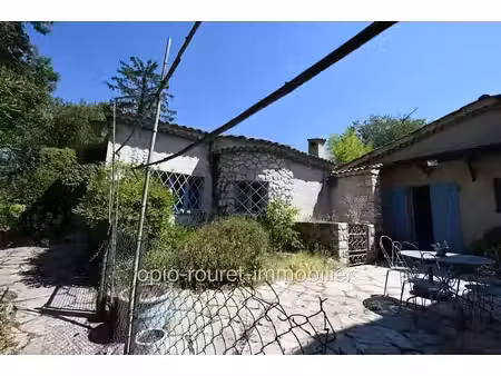 vente maison 5 pièces 223 m² à roquefort-les-pins (06330)  945 000 €