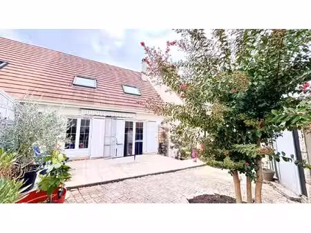 maison de 4 pièces 105m2   93420 villepinte( marie laurencin)