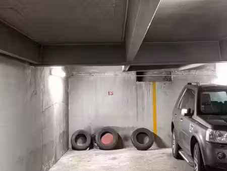 location garage à lyon 7 (69007)