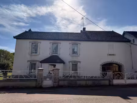 maison ancienne de 1809 de 127 m2  dépendance  garage et terrain.