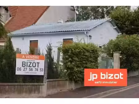 maison de plain pied de 3 pieces sur 330 m² agrandissement possible